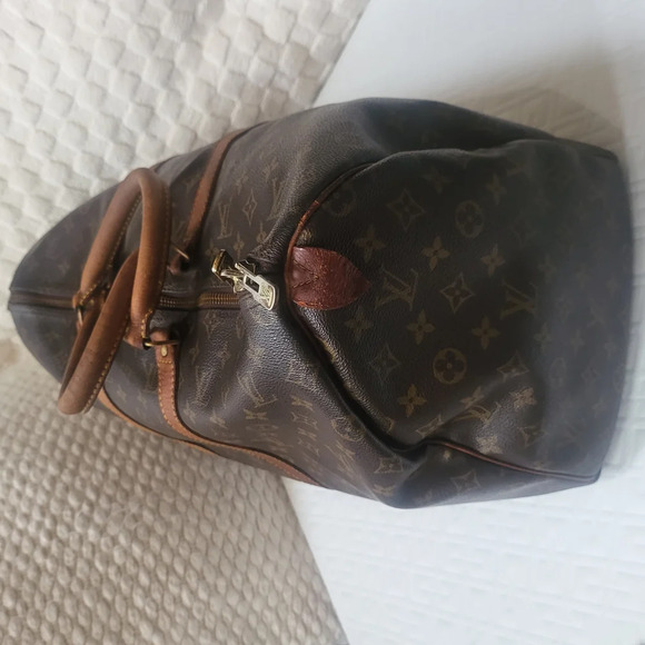 Louis Vuitton Keepall 50 100% Authentic Monogram Duffel Bag - Picture 4 of 9